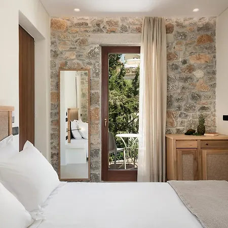 酒店 The Authentic Village Boutique 4*