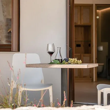 The Authentic Village Boutique 4*